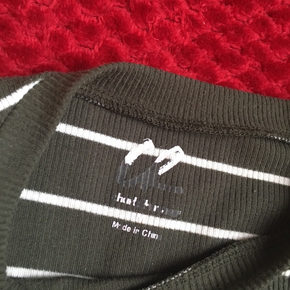 Charlotte Russe Striped Long Sleeve - Picture 4 of 5